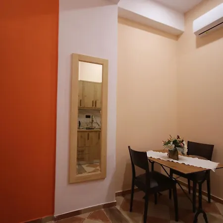 Ameli Hotel